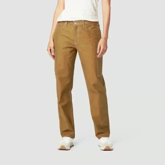 DENIZEN from Levi's - Women's Mid-Rise 90's
Loose Straight Jeans - Picture 1 of 16